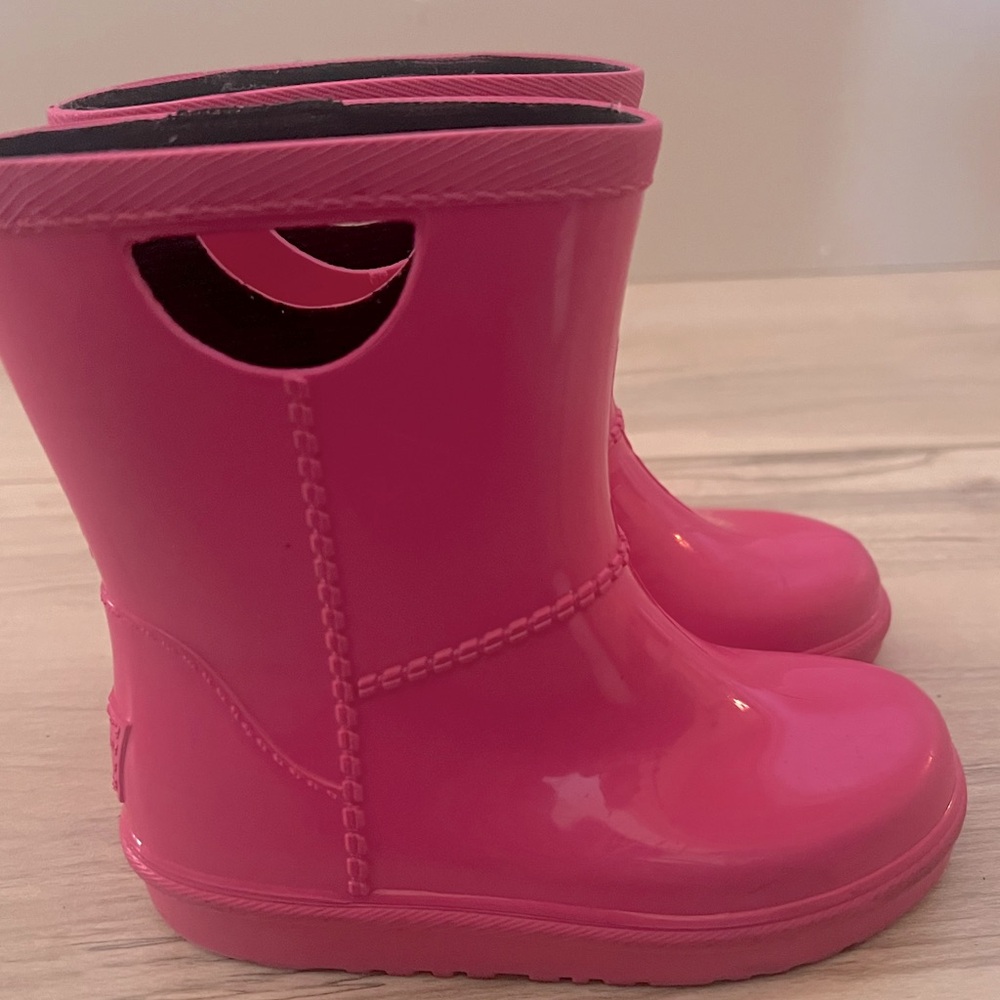 UGG toddler rain boots